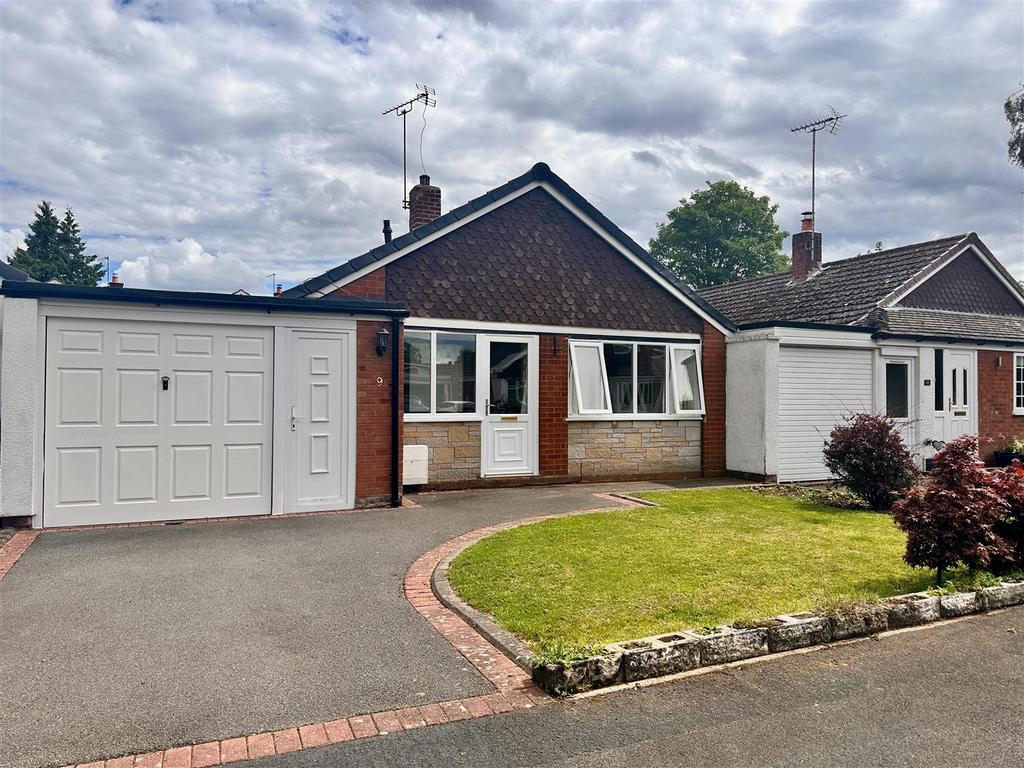 Ashley Gardens, Codsall, Wolverhampton 2 bed semidetached bungalow for