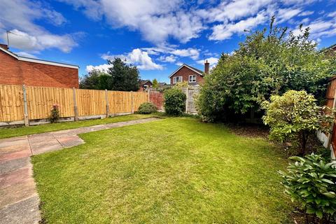 9 Ashley Gardens, Codsall, Wolverhampton, WV8 1AX