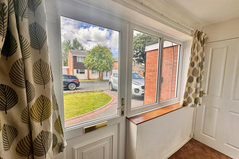 9 Ashley Gardens, Codsall, Wolverhampton, WV8 1AX
