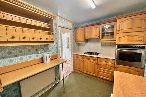 9 Ashley Gardens, Codsall, Wolverhampton, WV8 1AX