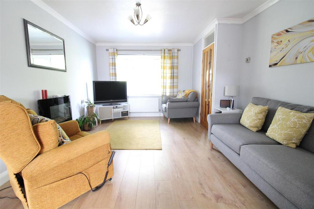 Chichester Walk, Darlington 3 bed detached house for sale £189,950
