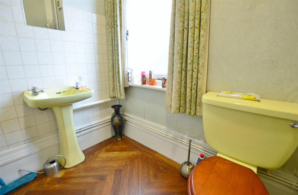 Ground WC