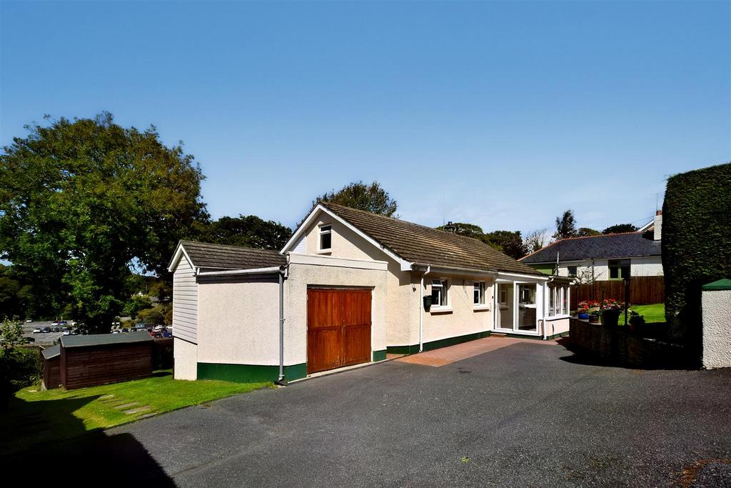 St. Dogmaels Road, Cardigan 3 bed detached house for sale £420,000