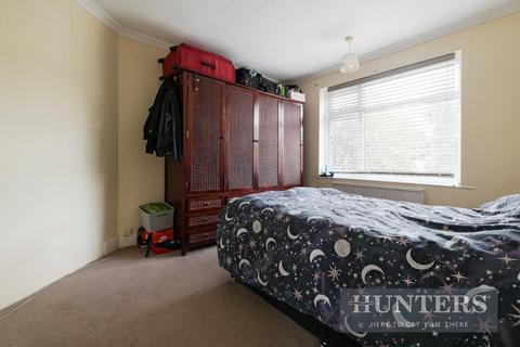 2 River Gardens, Feltham, TW14 0RE