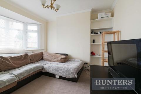 2 River Gardens, Feltham, TW14 0RE