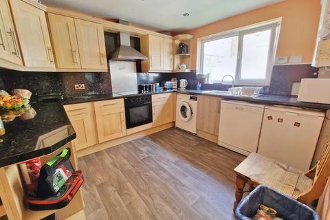 3 bedroom semi-detached house for sale, Felindre Road, Pencoed, Bridgend