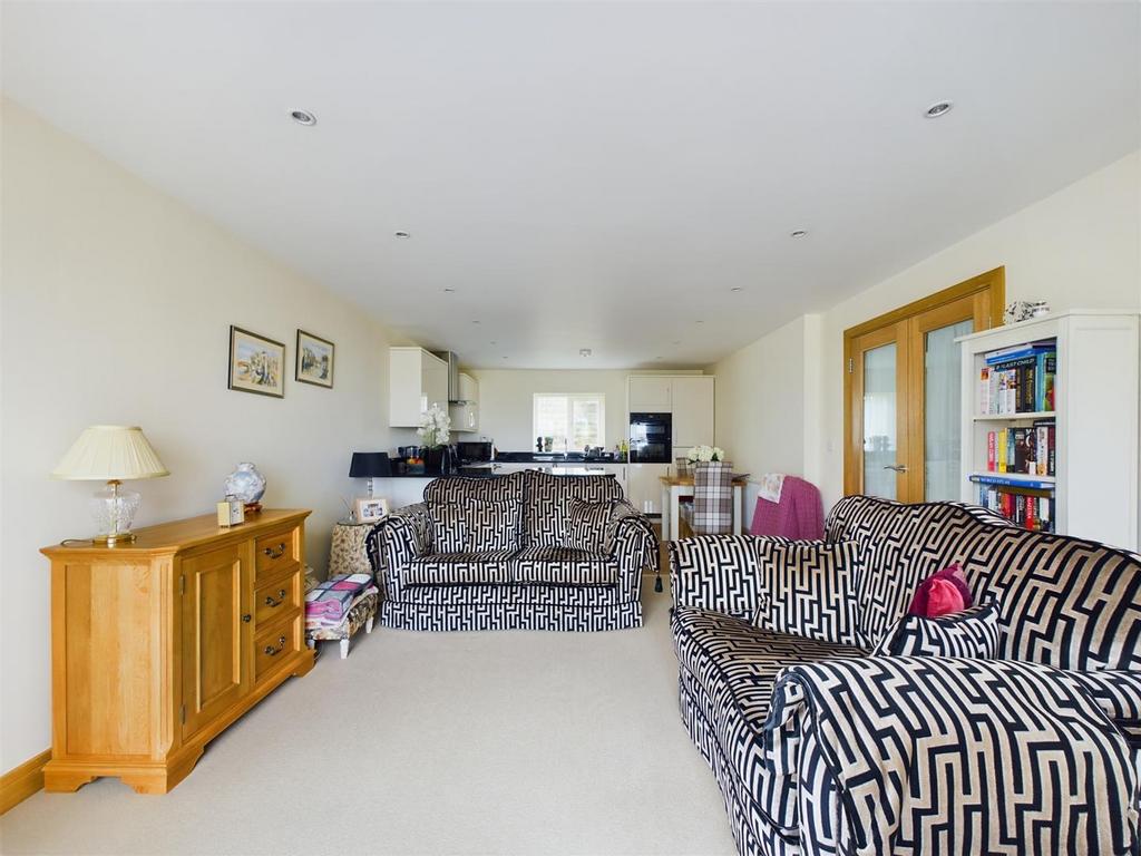 6 Hurrell Lane, Hurrell Court, ThorntonLeDale, Pickering, YO18 7QR 2