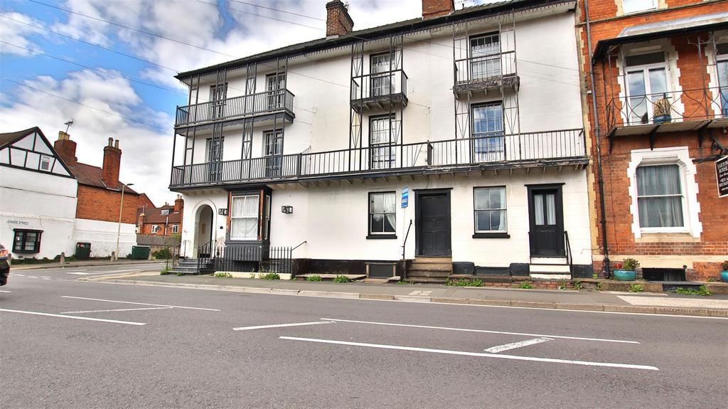 Barton Terrace, Barton Road, Tewkesbury 3 bed character property for