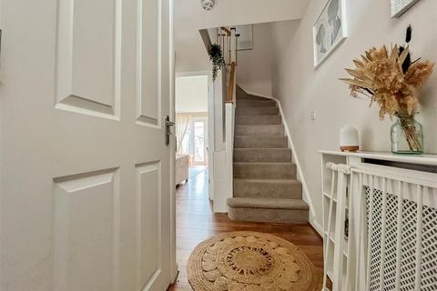 25 Larch Grove, Southminster, CM0 7FN