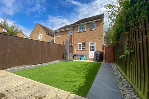 194 Blakes Avenue, Witney, OX28 3UD