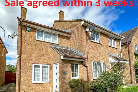 194 Blakes Avenue, Witney, OX28 3UD