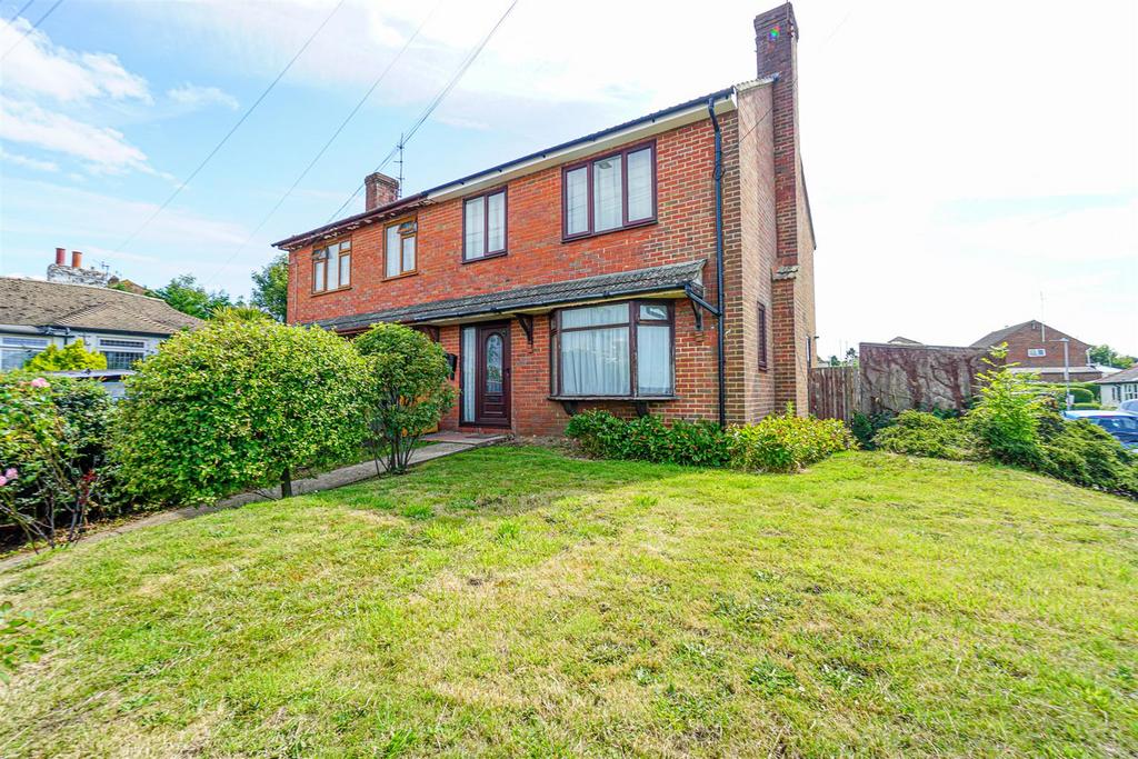 Rye Road, Hastings 3 bed semidetached house for sale £285,000