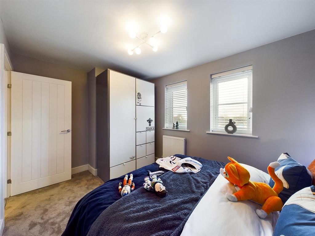Bedroom 4 w.jpg