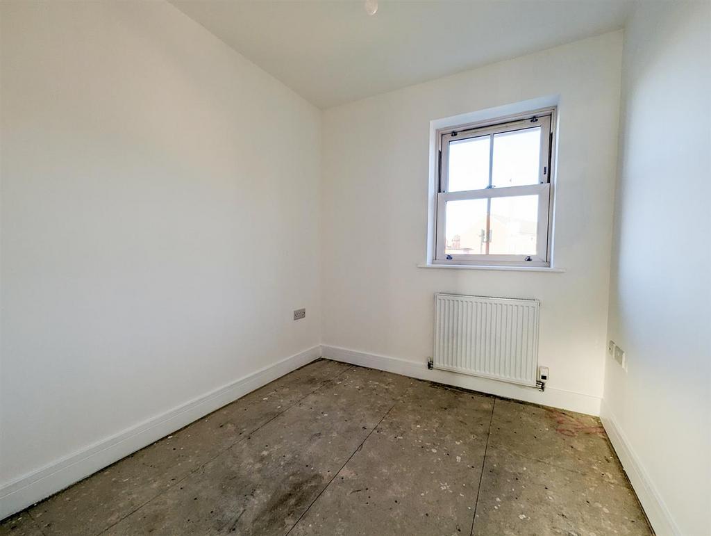 Bedroom 4.jpg
