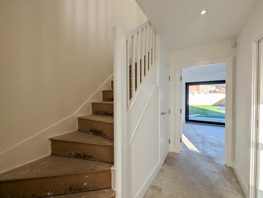 Hallway.jpg