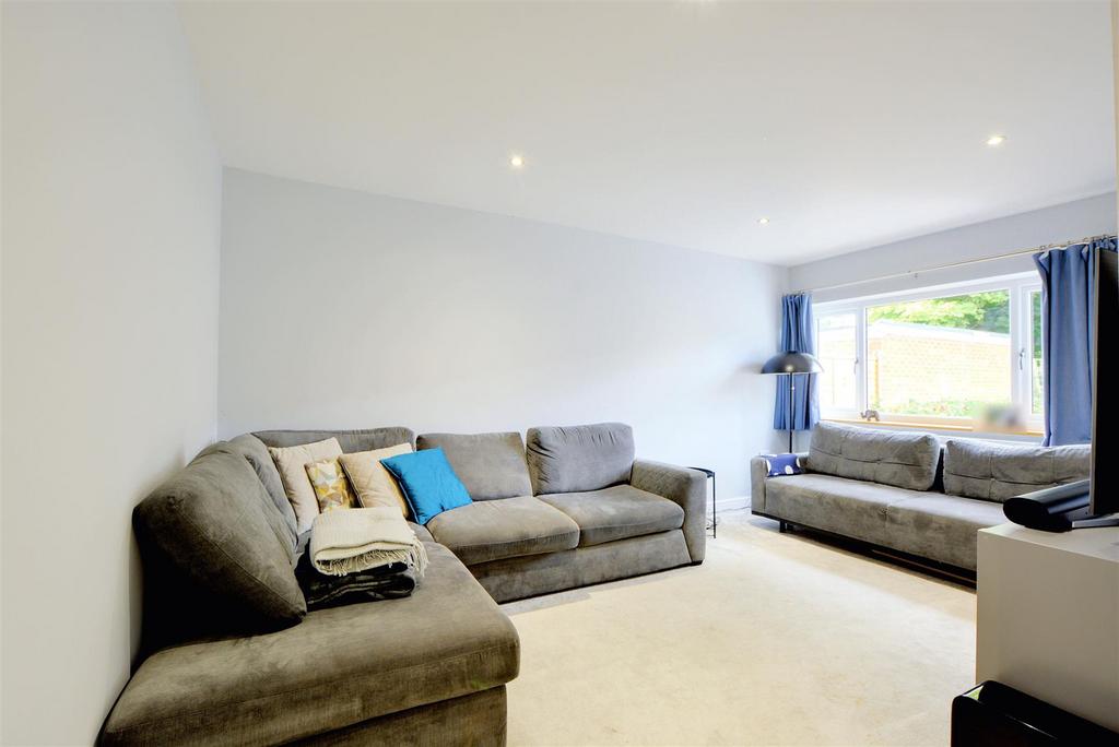 Church Lane, Thrumpton, Nottingham 5 bed detached house for sale £565,000