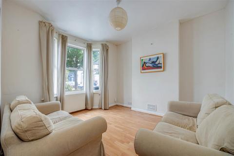 26 Watcombe Road, London, SE25 4UZ
