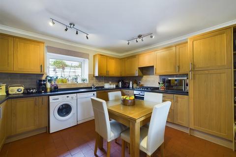 3 bedroom semi-detached house for sale, 50 Middle Road, Coedpoeth, Wrexham