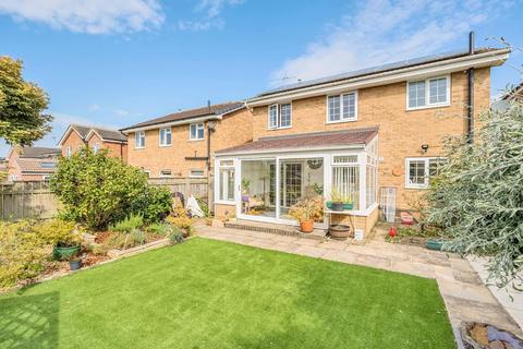8 Darrowby Close, Thirsk, YO7 1FJ