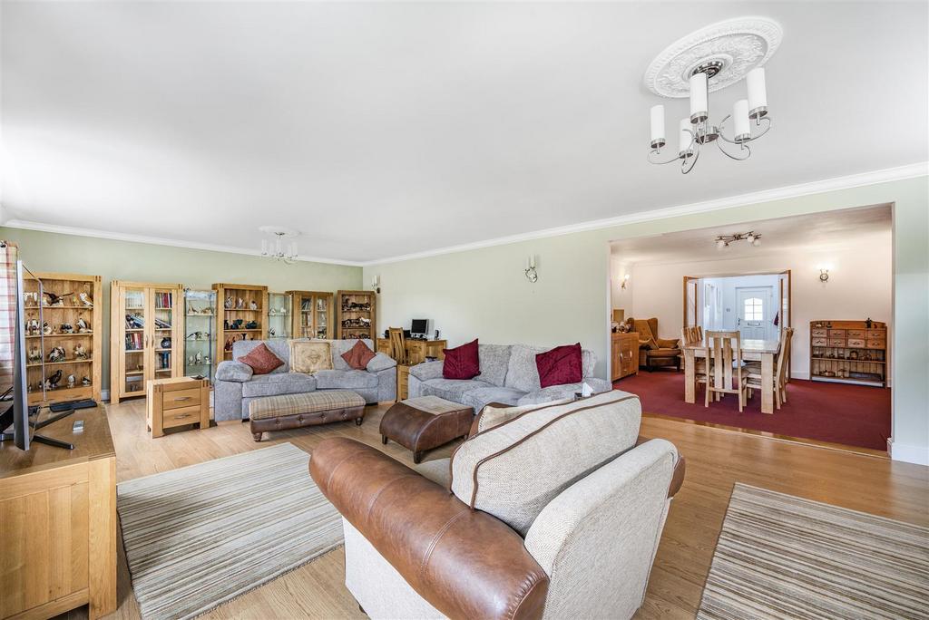 Crewkerne Road, Axminster 6 bed detached house for sale £695,000