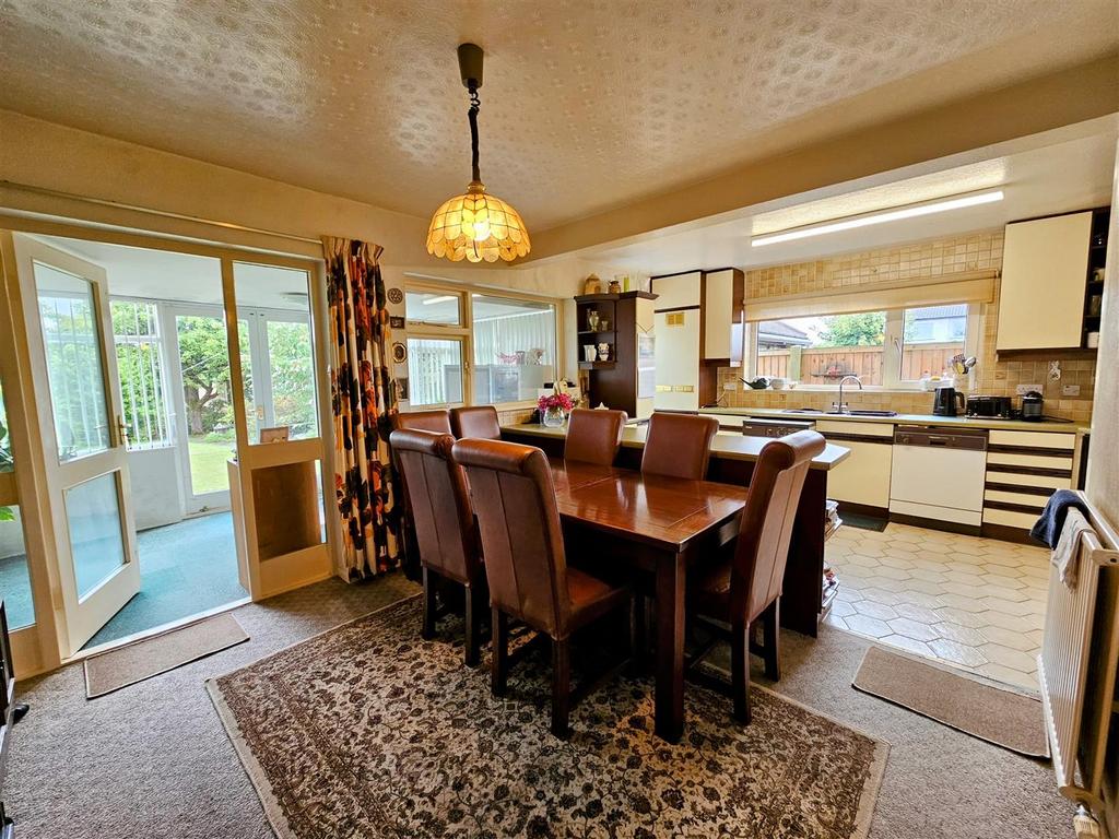 Open plan dining kitchen