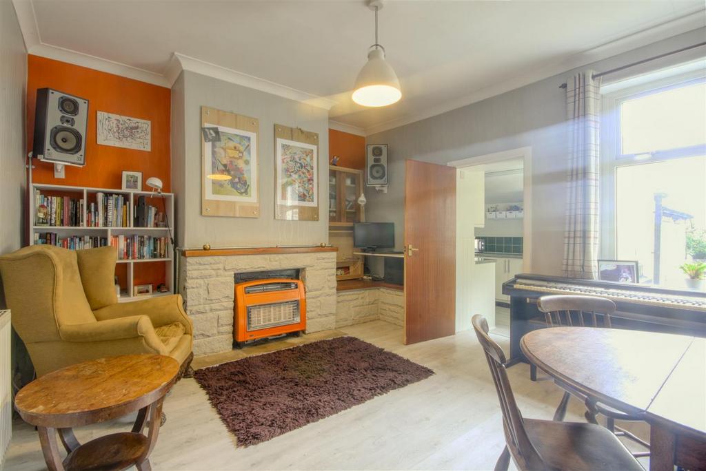 Cromwell Street, Skipton 3 bed terraced house for sale £183,750