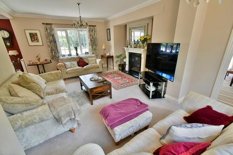 4 bedroom detached house for sale, Lone Pine Drive, West Parley, Ferndown, BH22