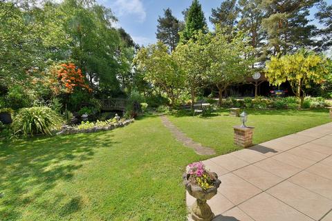 4 bedroom detached house for sale, Lone Pine Drive, West Parley, Ferndown, BH22