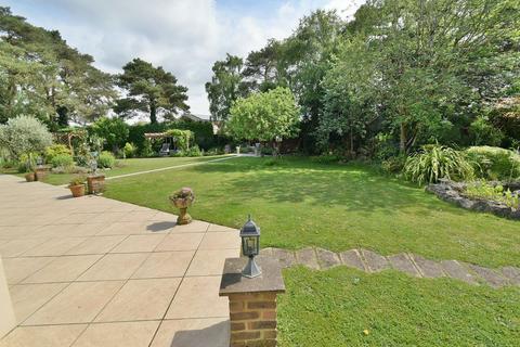 4 bedroom detached house for sale, Lone Pine Drive, West Parley, Ferndown, BH22