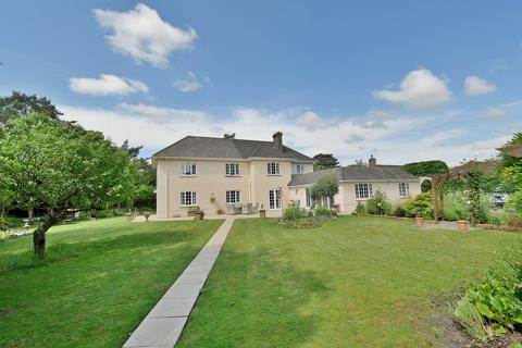 4 bedroom detached house for sale, Lone Pine Drive, West Parley, Ferndown, BH22