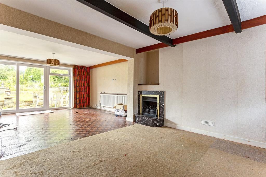 Ham Lane, Charlton Kings, Cheltenham, Gloucestershire, GL52 3 bed equestrian property for sale