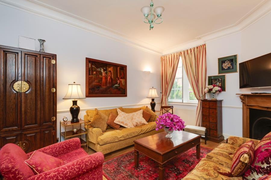 Apartment in London - View 2
