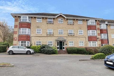 2 bedroom apartment for sale - Wayletts, Leigh on Sea SS9