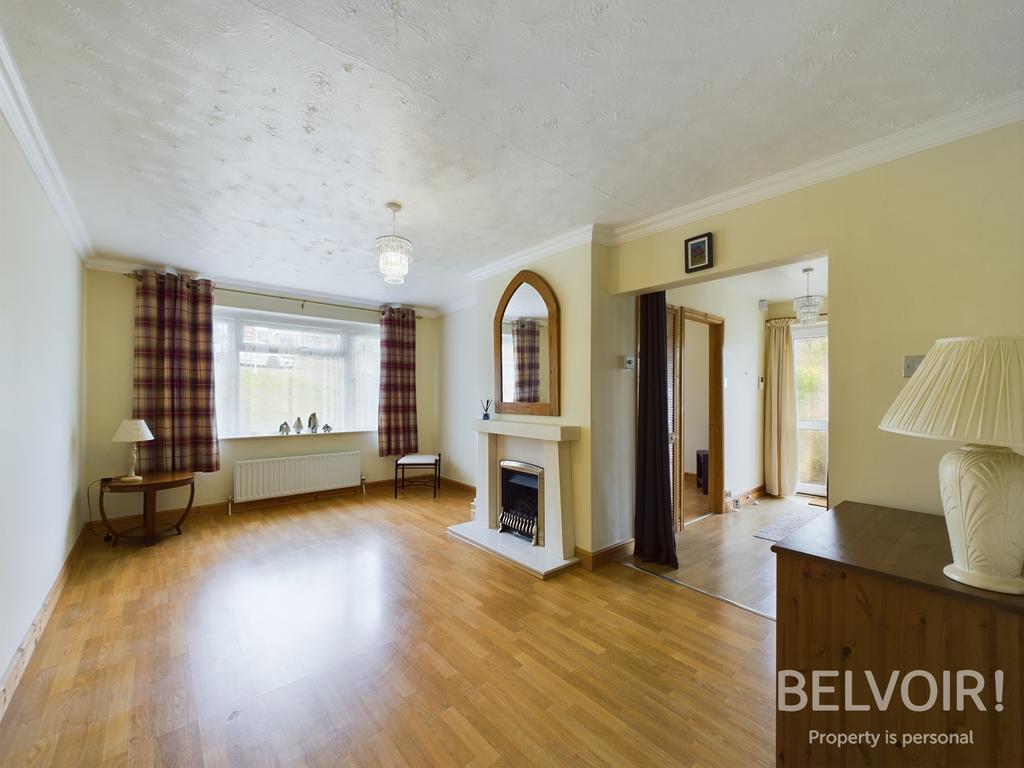 Colwich Crescent, Stafford, ST16 2 bed semidetached bungalow for sale