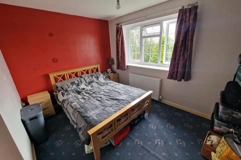 2 Buckhill Close, Crewkerne, TA18 8JP