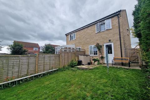 2 Buckhill Close, Crewkerne, TA18 8JP