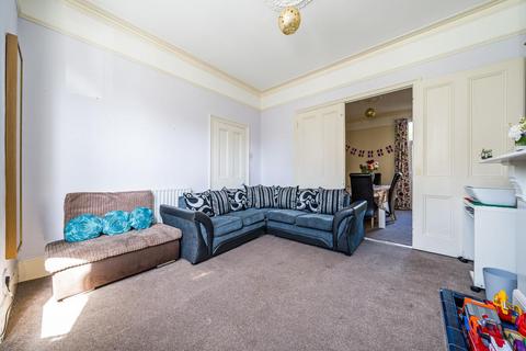 60 Elmer Road, London, SE6 2ER