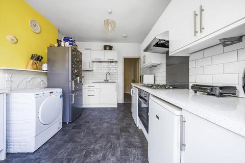 60 Elmer Road, London, SE6 2ER