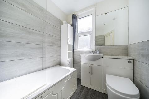 60 Elmer Road, London, SE6 2ER