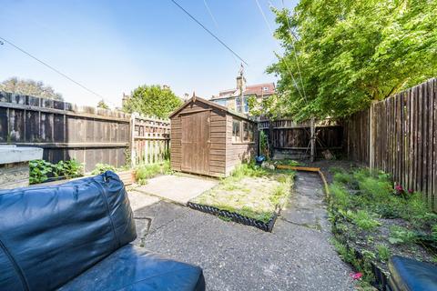 60 Elmer Road, London, SE6 2ER