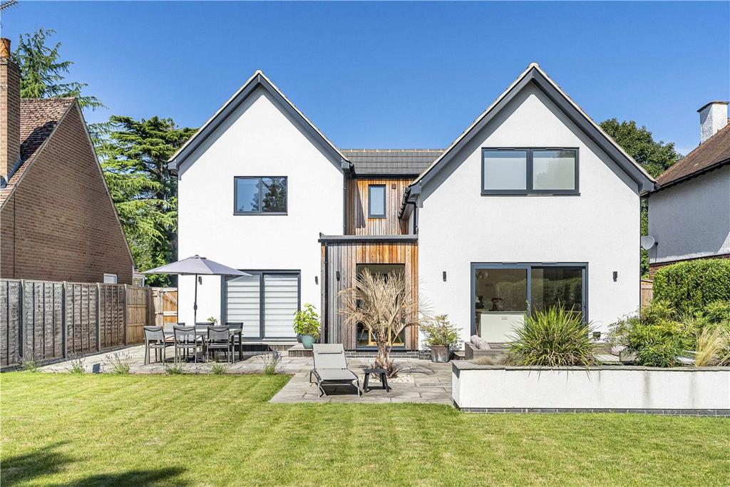 Oxford Road, Abingdon, Oxfordshire, OX14 4 bed detached house for sale