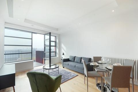 1 bedroom flat for sale, London City Island London E14