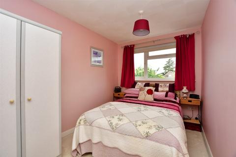 9 Canon Close, Rochester, ME1 3EN