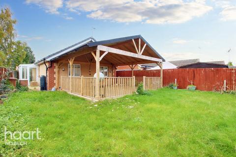 2 bedroom detached bungalow for sale, Petts Close, Wisbech