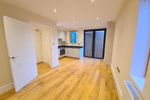 1 bedroom flat to rent, High Street South, Dunstable, LU6