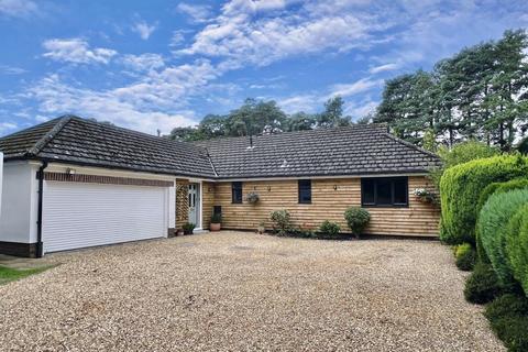 117 Woolsbridge Road, Ashley Heath, Ringwood, BH24 2LZ