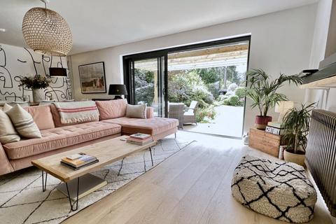 117 Woolsbridge Road, Ashley Heath, Ringwood, BH24 2LZ