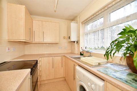2 bedroom semi-detached bungalow for sale - Quantock Drive, Ashford, Kent
