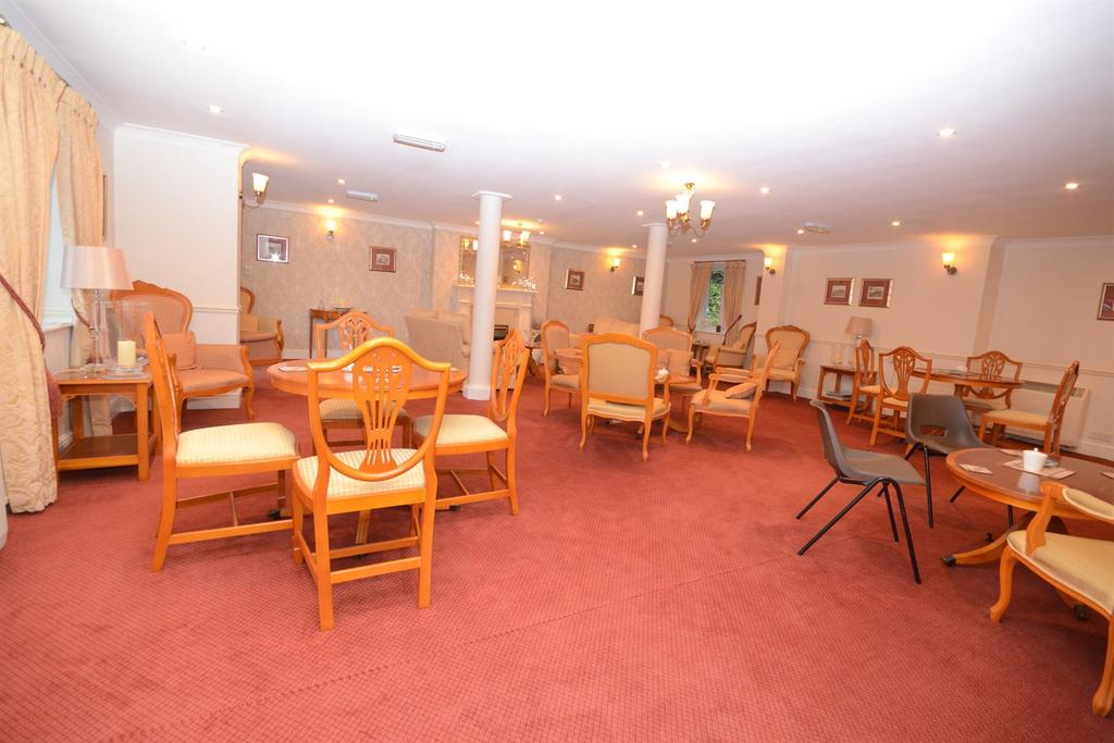 Communal Lounge