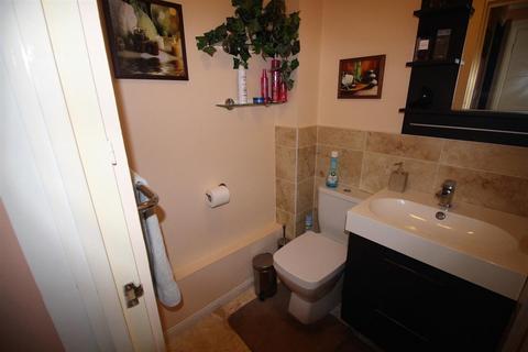 Studio to rent, Bradman Row, Pavilion Way, Edgware, Greater London, HA8